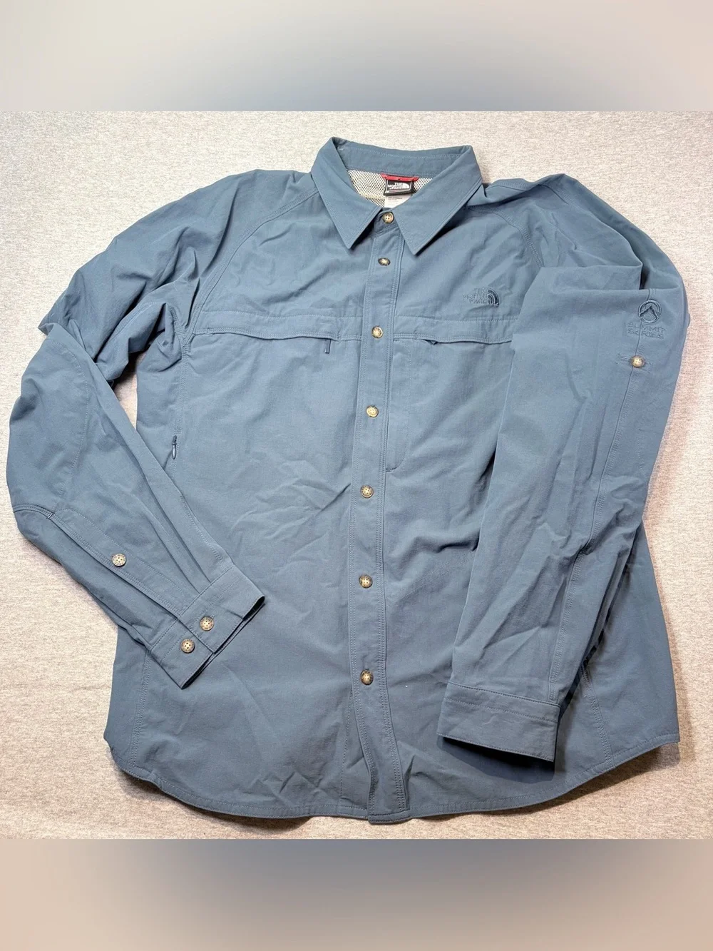 The North Face Mens M Blue Summit Series Button Up Long Sleeve Shirt Outdoors
